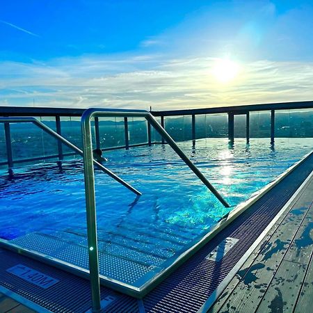 Vienna Sky Apartment I Rooftop Pool I Netflix Buitenkant foto