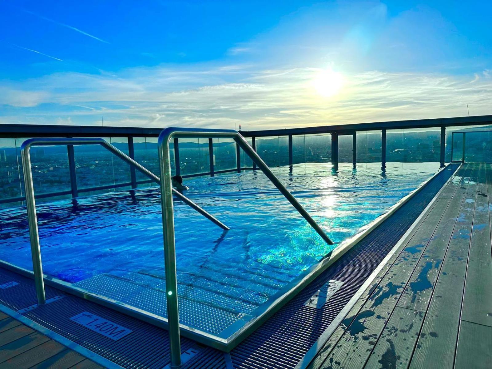 Vienna Sky Apartment I Rooftop Pool I Netflix Buitenkant foto